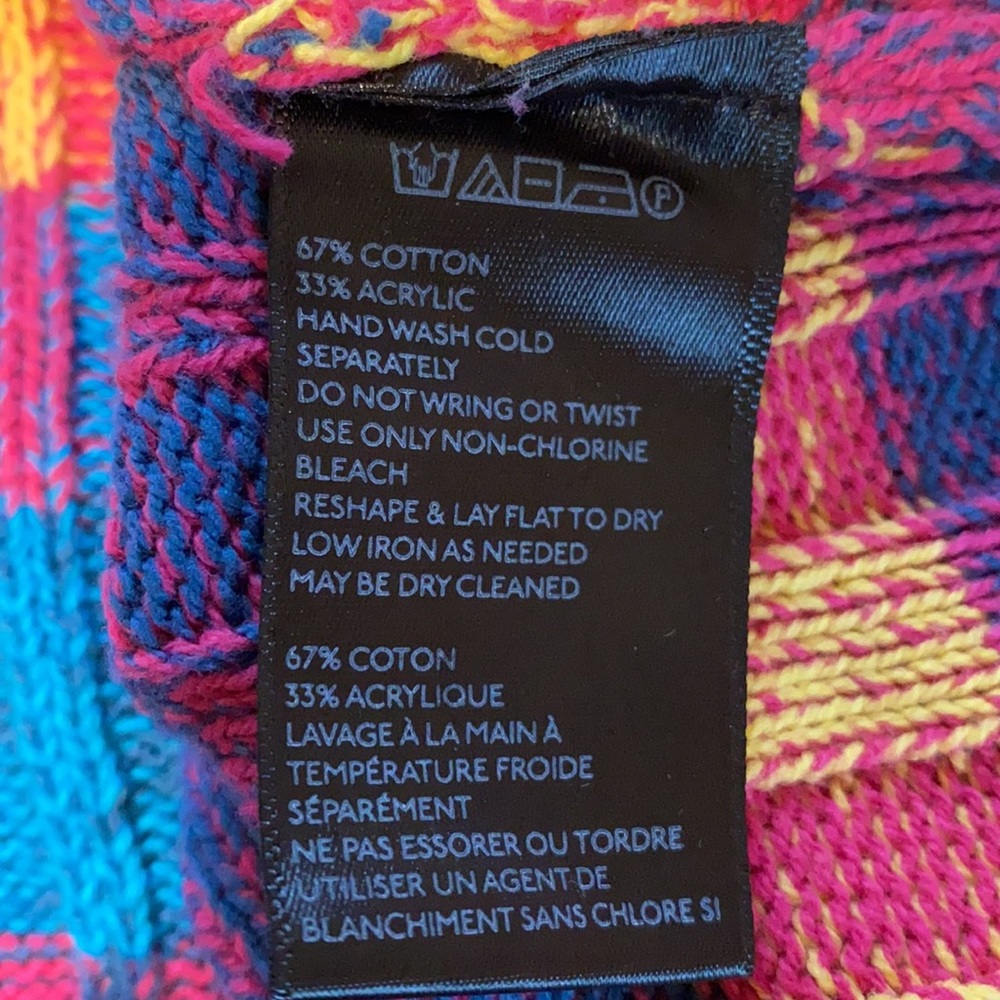 Colorful Urban Outfitters sweater - Picture 8 of 8